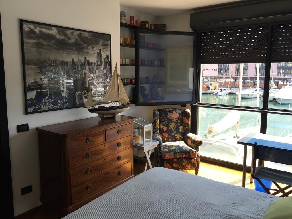 Sull'acqua Del Porto Antico Appartement *